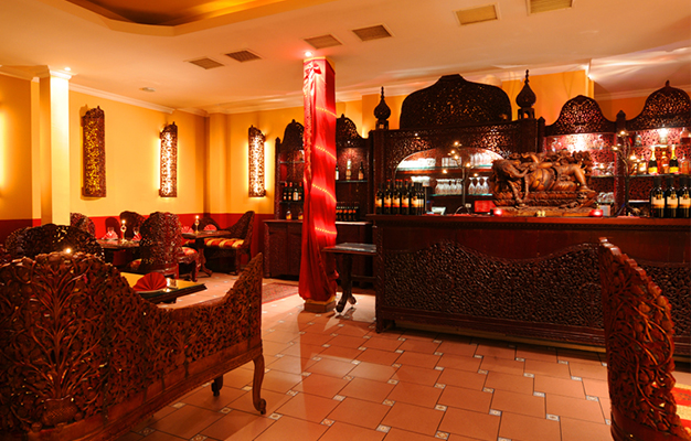 Zala Wandsbek Innenraum mit schöner Ambiente für Restaurant und Catering authentisch Indisch bestellen